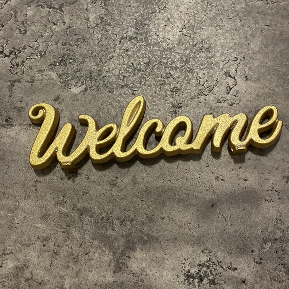 Decor - Picture 2 of 2